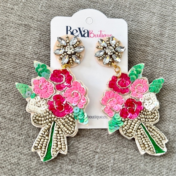 Sequin & beaded flower bouquet earrings - Picture 1 of 4